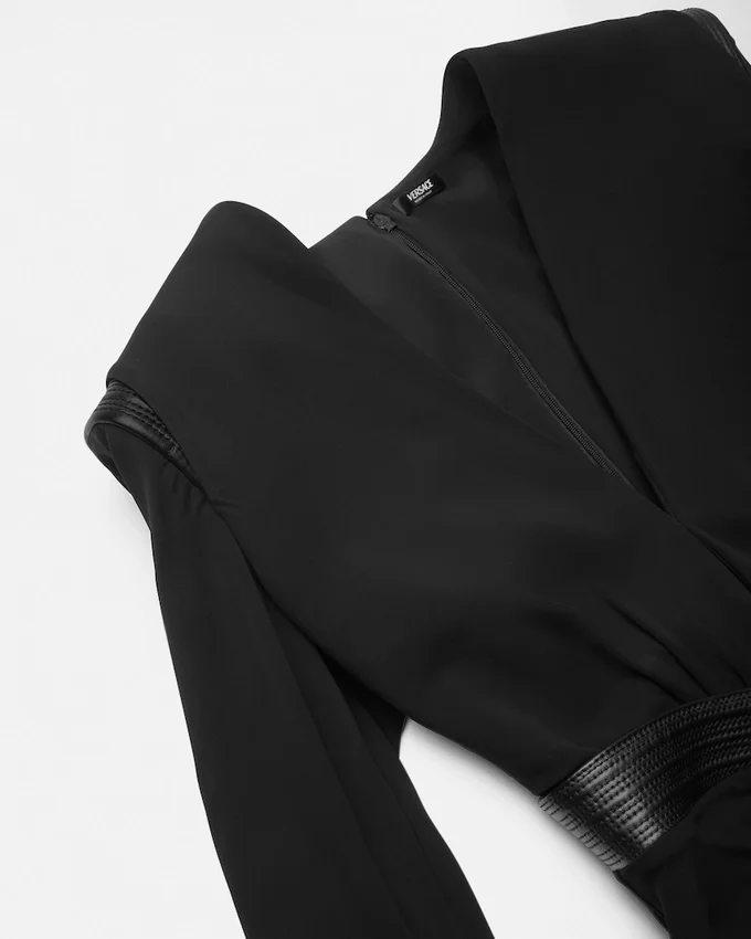 Deep V-Neck Crépe Bodysuit Deep V-Neck Crépe Bodysuit