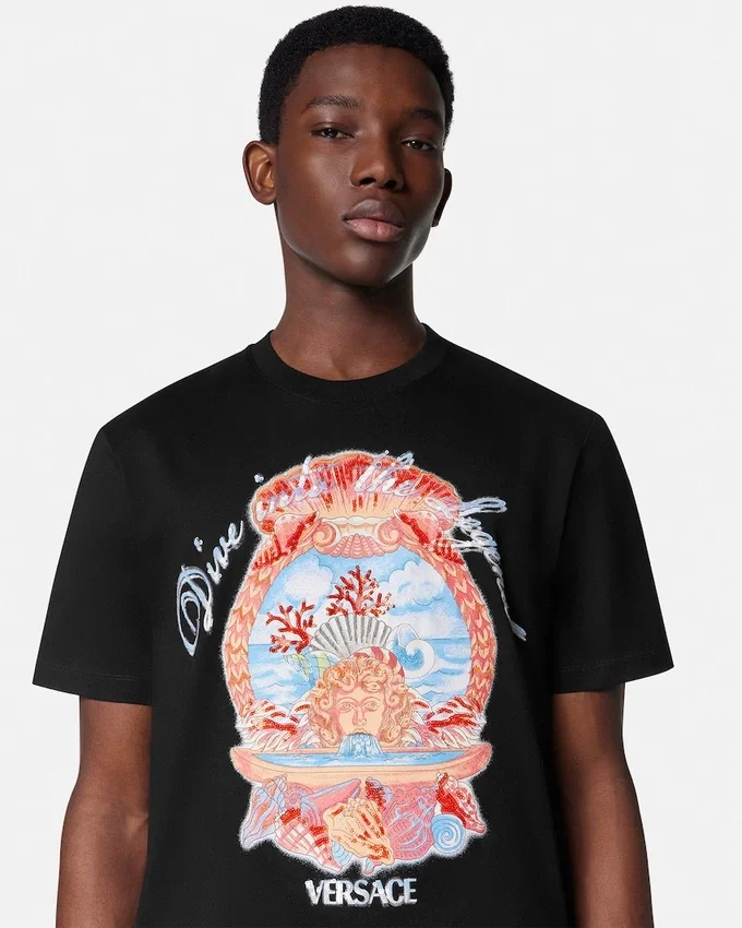 Embroidered Dive In Crest T-Shirt Embroidered Dive In Crest T-Shirt