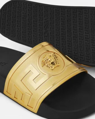 La Medusa Rubber Sliders