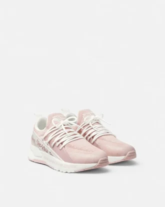 Logo Dynamic Sneakers