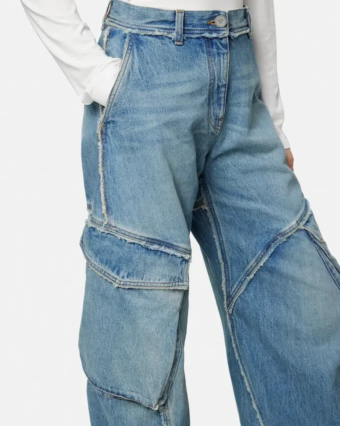 Low-Waist Cargo Jeans Low-Waist Cargo Jeans
