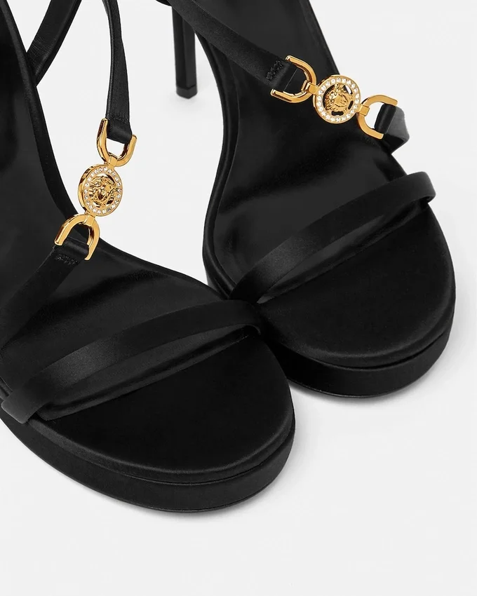 Medusa ’95 Embellished Satin Sandals 115 mm Medusa ’95 Embellished Satin Sandals 115 mm