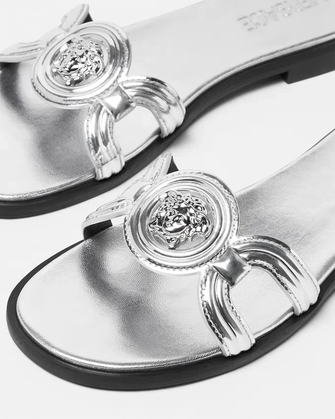 Medusa ’95 Metallic Flat Sandals Medusa ’95 Metallic Flat Sandals