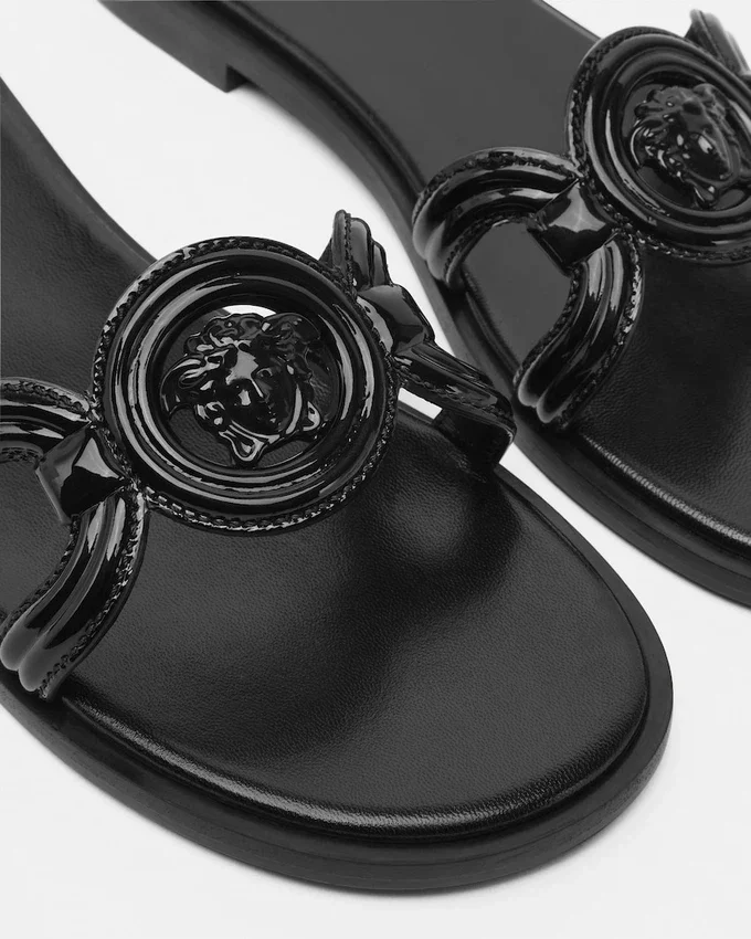 Medusa ’95 Patent Flat Sandals Medusa ’95 Patent Flat Sandals