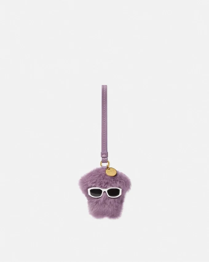 Medusa Fluffy Shearling Charm Medusa Fluffy Shearling Charm
