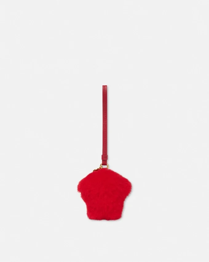 Medusa Fluffy Shearling Charm Medusa Fluffy Shearling Charm