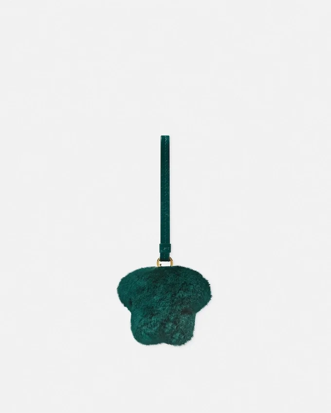 Medusa Fluffy Shearling Charm Medusa Fluffy Shearling Charm