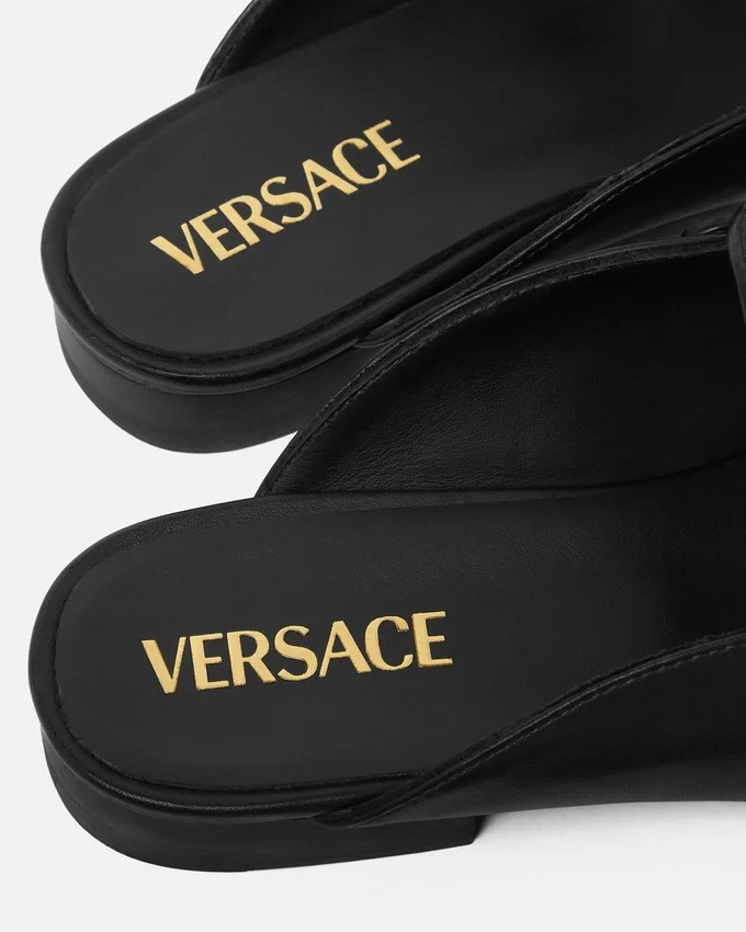 Medusa Leather Slippers Medusa Leather Slippers