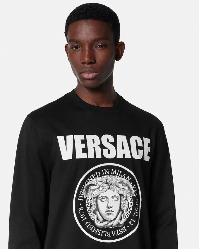 Medusa Rock Long-Sleeved T-Shirt Medusa Rock Long-Sleeved T-Shirt