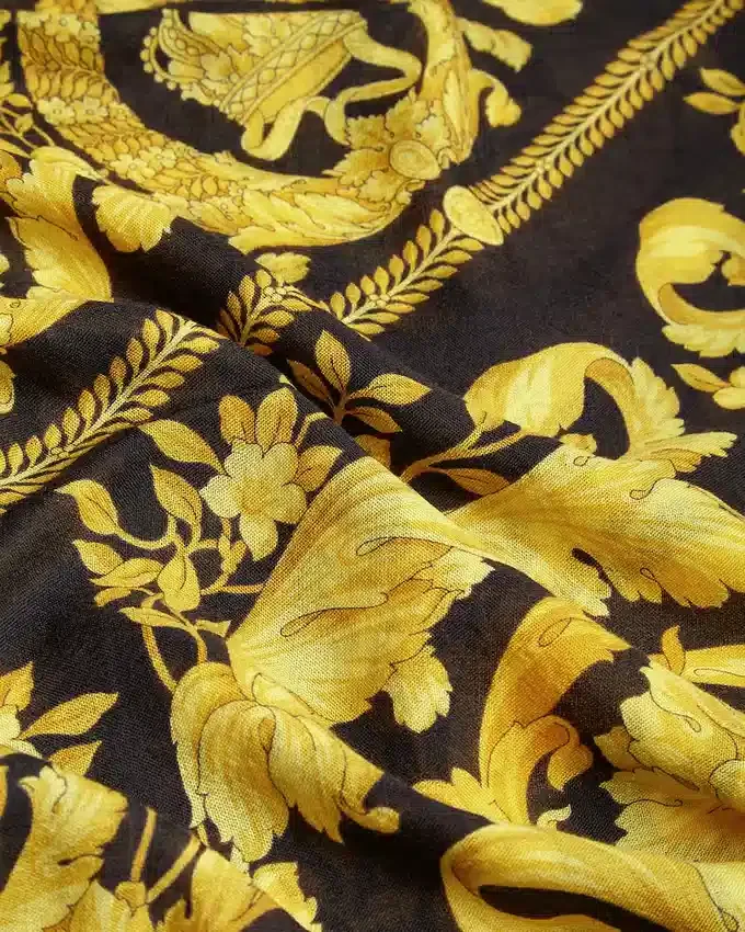 Printed Cashmere-Blend Fringed Shawl 140 cm Printed Cashmere-Blend Fringed Shawl 140 cm