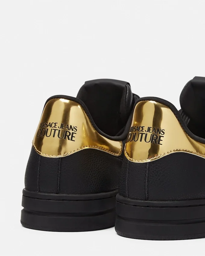 V-Emblem Court 88 Sneakers V-Emblem Court 88 Sneakers