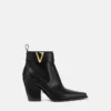V Leather Ankle Boots 85 mm V Leather Ankle Boots 85 mm
