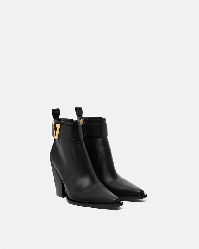 V Leather Ankle Boots 85 mm V Leather Ankle Boots 85 mm