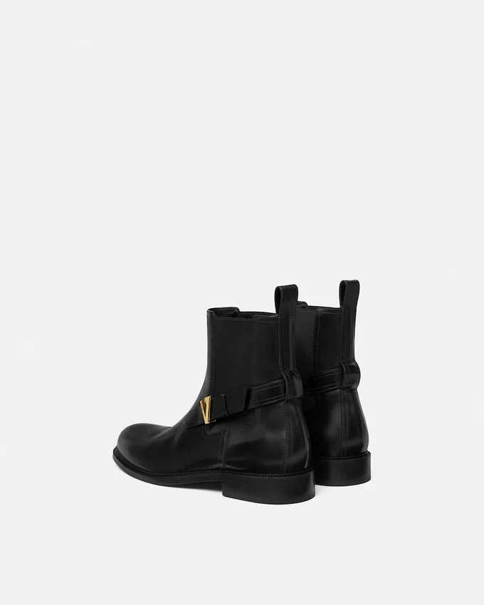 V Leather Chelsea Boots V Leather Chelsea Boots