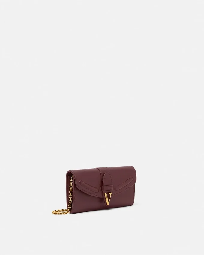 V Leather Wallet On Chain V Leather Wallet On Chain