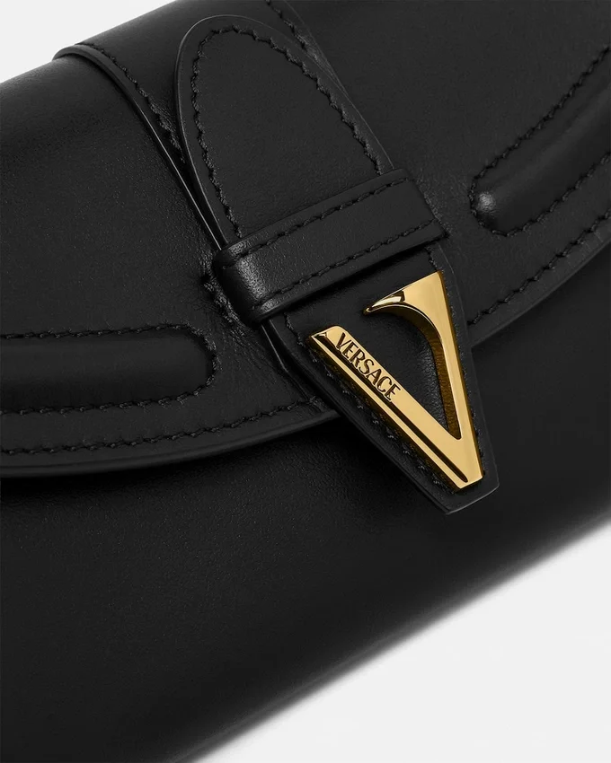 V Leather Wallet On Chain V Leather Wallet On Chain