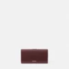 V Leather Wallet On Chain V Leather Wallet On Chain